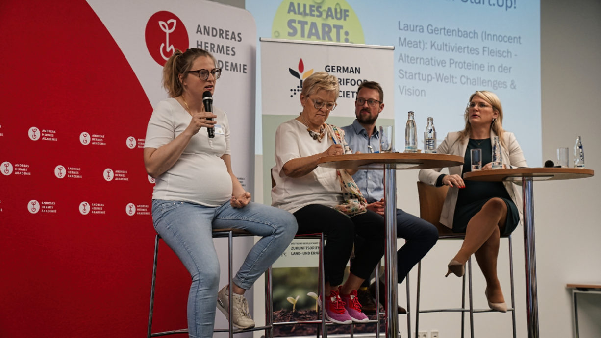 Diskussionsrunde bei Alles auf Start:Up 2023